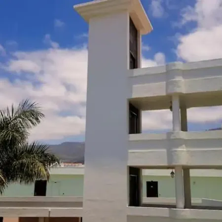 Sunny Breeze * Los Cristianos (Tenerife)
