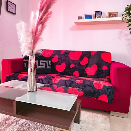 Sunny Breeze Apartment *